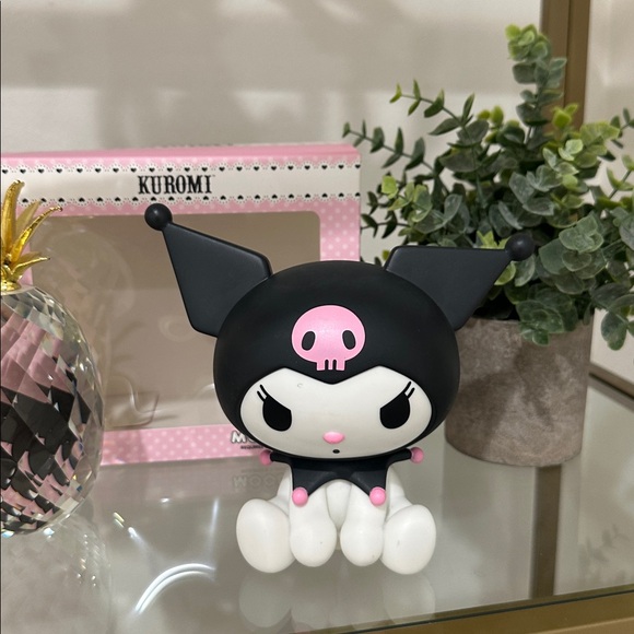 Sanrio Kuromi Figural Mood Light — BoxLunch Exclusive - Picture 10 of 12